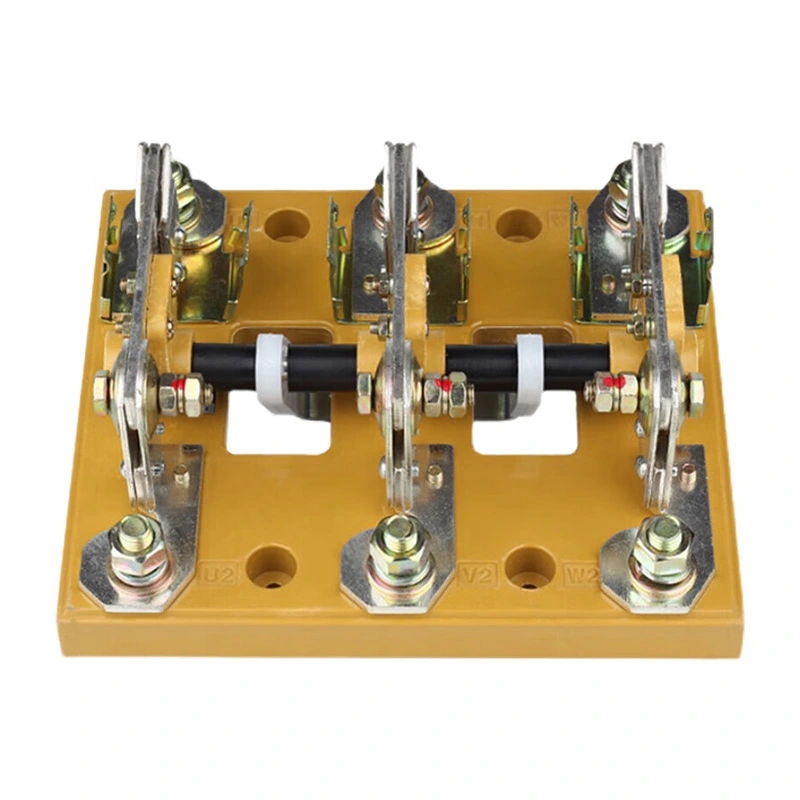 100 A 4-polno izolatorsko stikalo