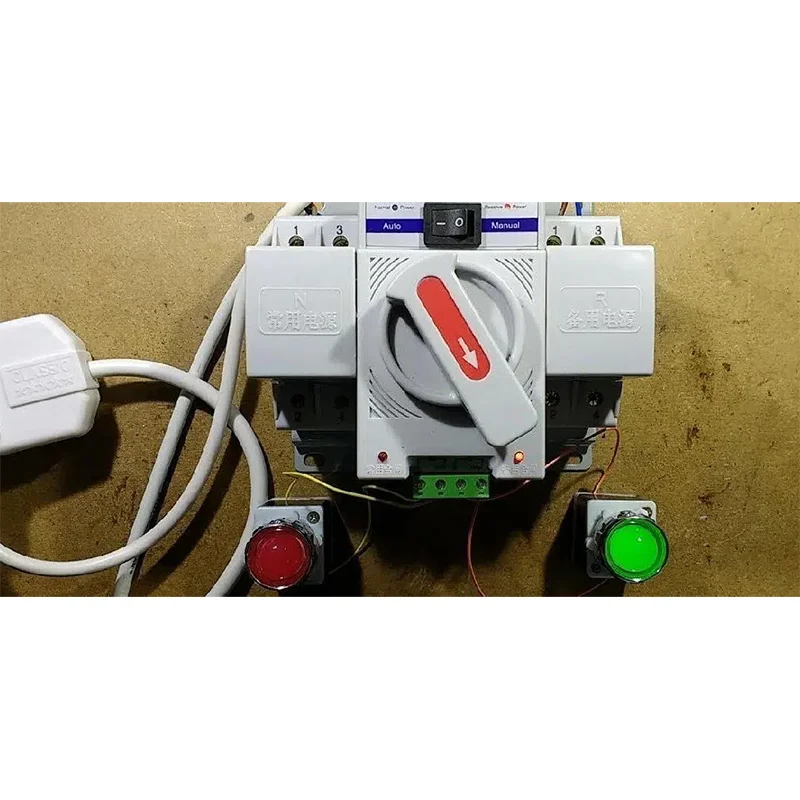 Samodejno preklopno stikalo za sončne elektrarne